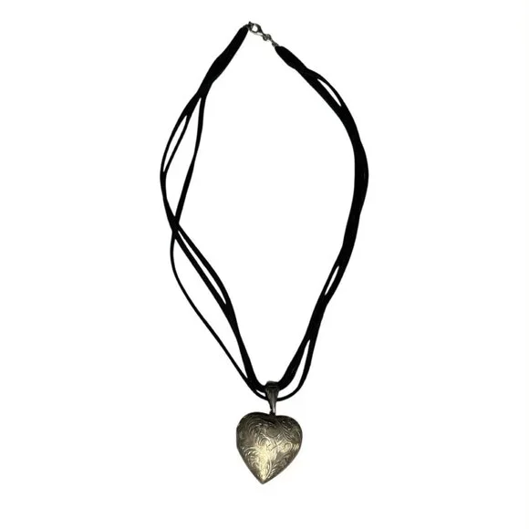 Vintage Sterling Silver Puffy Heart Locket Necklace Embossed 3 Strand Marked - Picture 2 of 6